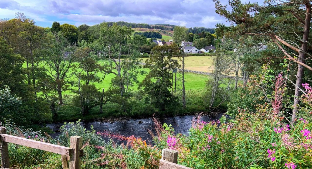Strathardle Lodge 柯克麦科尔 外观 照片