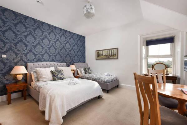Strathardle Lodge 柯克麦科尔 外观 照片